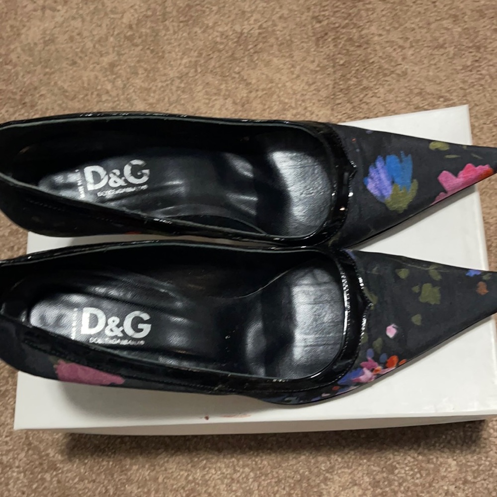 Dolce& Gabana floral heels